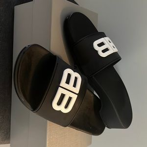 Woman Balanciaga BB wedge slide Rubber Bicolor Black/White